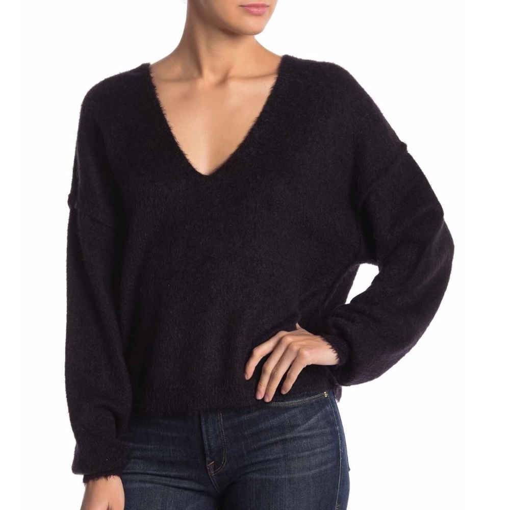 FREE PEOPLE NWT sweater size Large only left - Picture 2 of 4